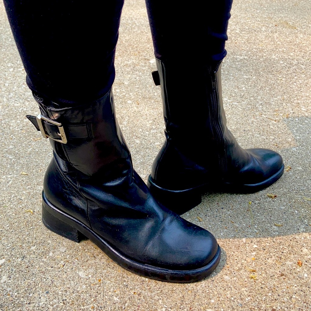 Women’s leather mid boots